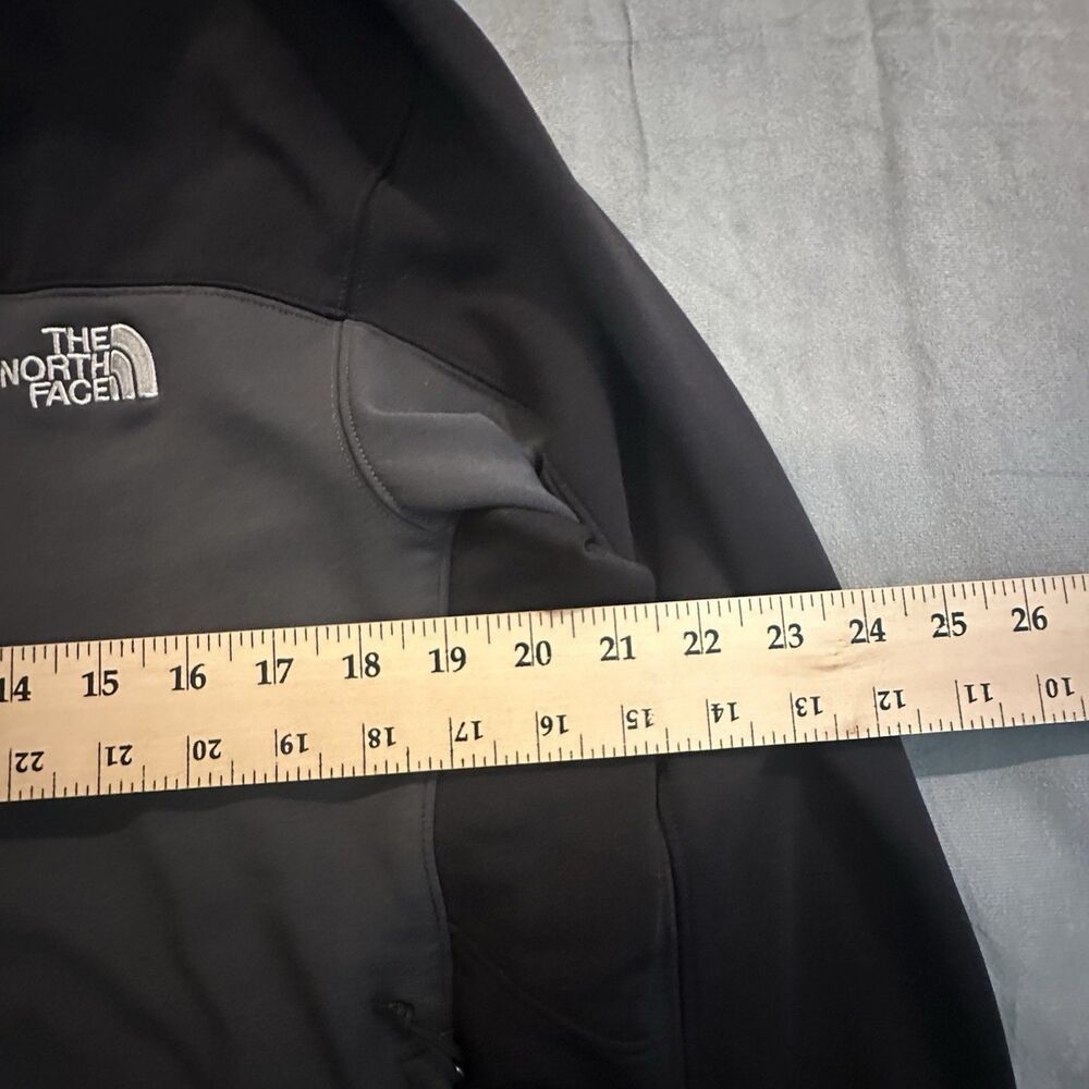 The North Face Apex Bionic Jacket Mens Large Black Gray Soft Shell Full Zip Hike - Picture 2 of 8